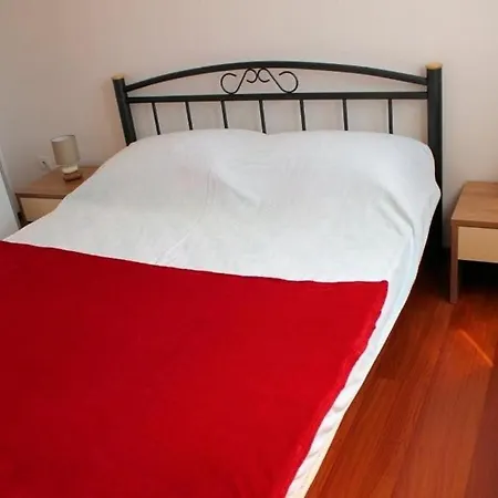 Апартаменты With A Parking Space - 22766 *