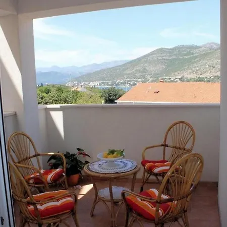 Апартаменты With A Parking Space - 22766 Дубровник